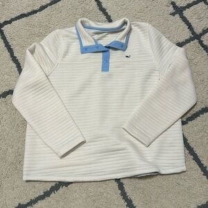 White vineyard vines fleece    Size large